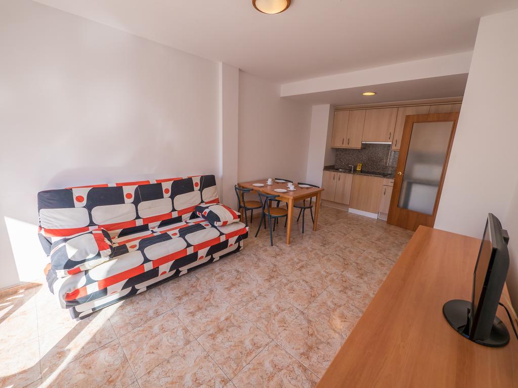 Apartaments Ar Easy Santa Anna II リョレート・デ・マル エクステリア 写真