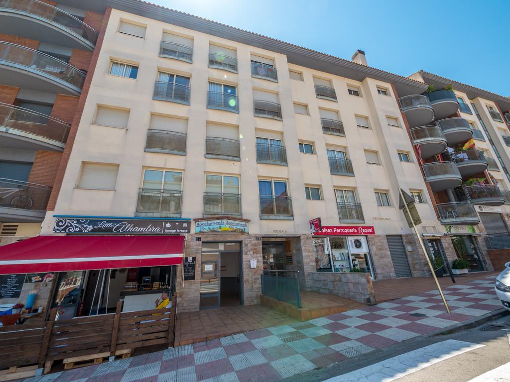 Apartaments Ar Easy Santa Anna II リョレート・デ・マル エクステリア 写真